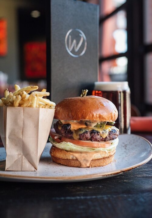 lunch-portrait-a07e0673c680391874fd109f63ef6796-jpdexo3ilvhu